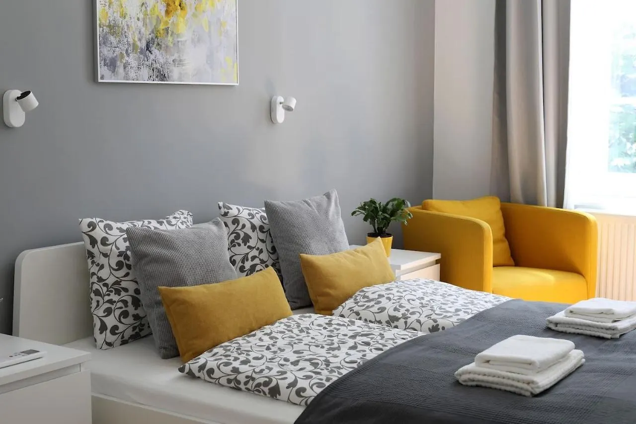 Budapest Central Apartman 3 Bdr, 2 Bath+3A/C+Free Parking+Quite Apartment 0*,  Hungary